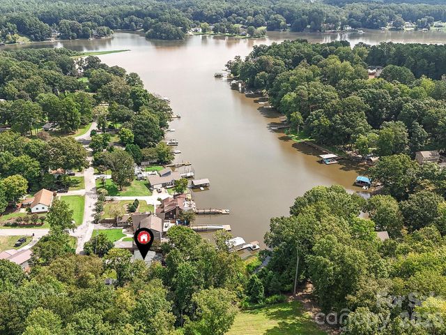 513 Paradise Circle, Belmont, NC 28012