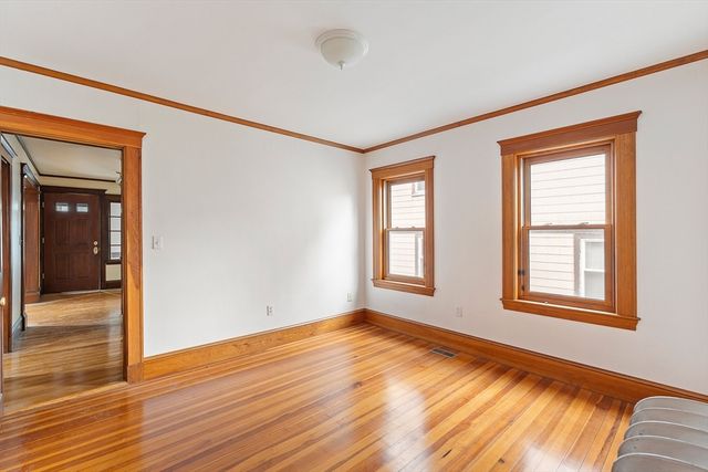 29-31 Chatham St 1, Cambridge, MA 02139
