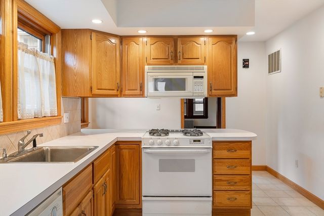 29-31 Chatham St 1, Cambridge, MA 02139