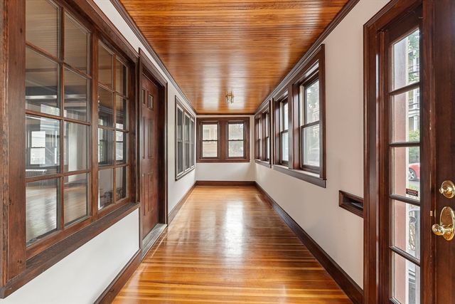 29-31 Chatham St 1, Cambridge, MA 02139