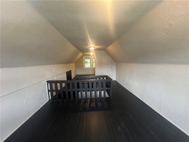 1127 Maplewood Ave, Ambridge, PA 15003