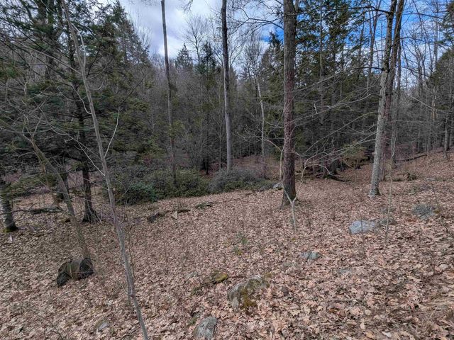 374 Burton Highway, Wilton, NH 03086