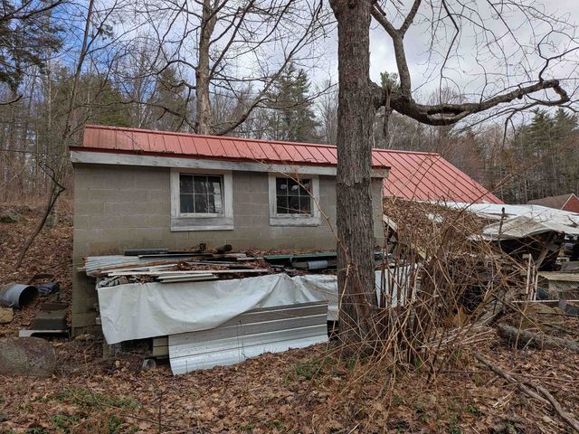 374 Burton Highway, Wilton, NH 03086