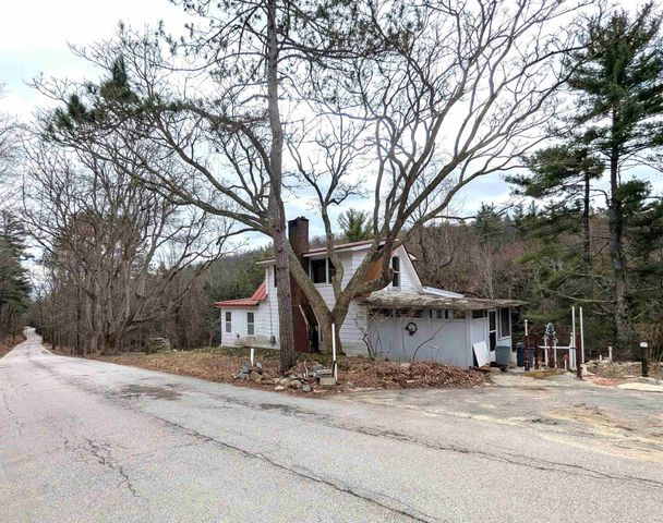 374 Burton Highway, Wilton, NH 03086
