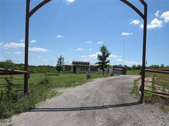 1264 BALLARD Road, Van Alstyne, TX 75495
