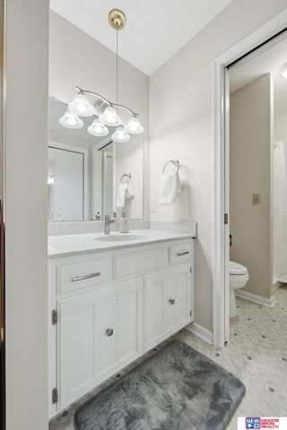 4831 S 65th Street, Lincoln, NE 68516