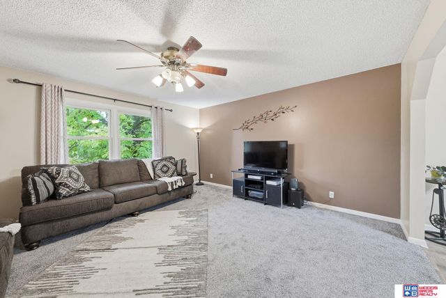 4831 S 65th Street, Lincoln, NE 68516