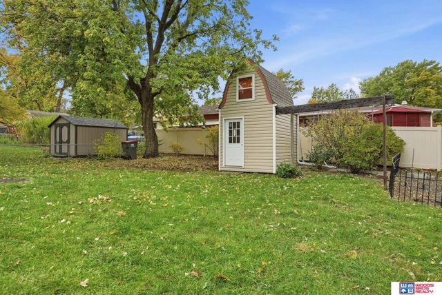 4831 S 65th Street, Lincoln, NE 68516