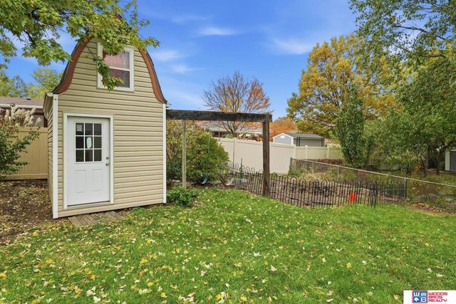 4831 S 65th Street, Lincoln, NE 68516