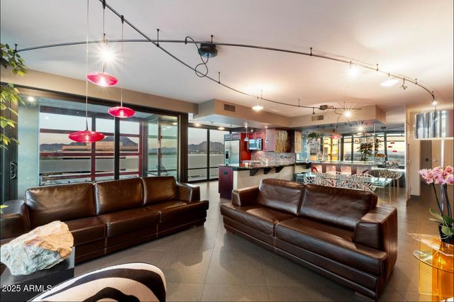 4808 N 24TH Street 1424, Phoenix, AZ 85016