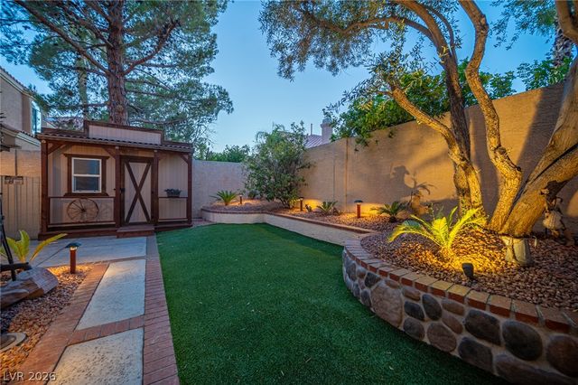 9412 Cedar Heights Avenue, Las Vegas, NV 89134