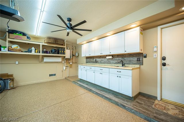 9412 Cedar Heights Avenue, Las Vegas, NV 89134