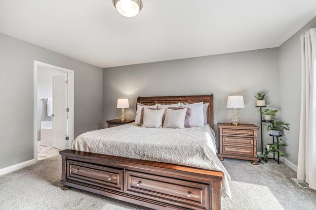 20490 Ginger Court, Lakeville, MN 55044