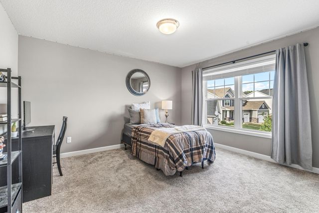20490 Ginger Court, Lakeville, MN 55044
