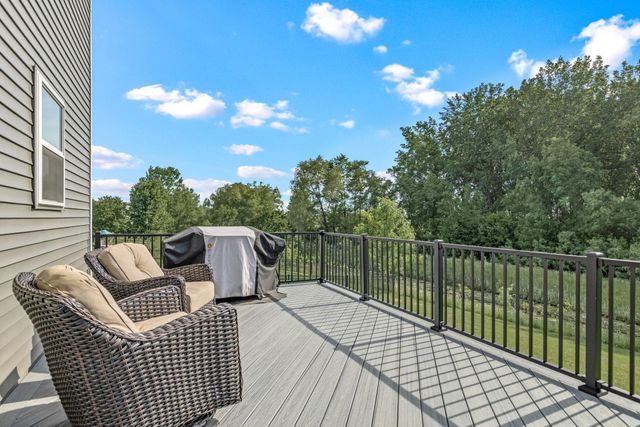 20490 Ginger Court, Lakeville, MN 55044