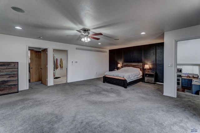 603 CARDINAL DR, Box Elder, SD 57719