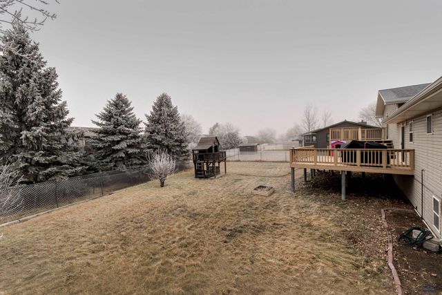 603 CARDINAL DR, Box Elder, SD 57719