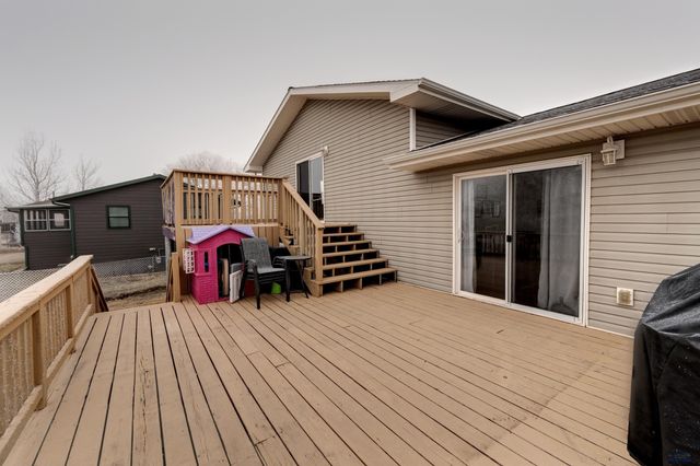 603 CARDINAL DR, Box Elder, SD 57719