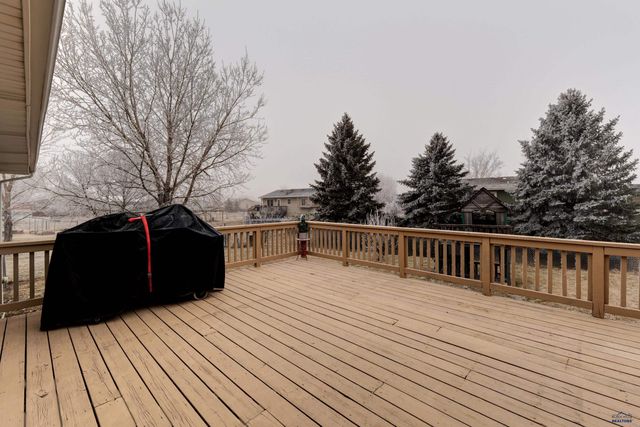 603 CARDINAL DR, Box Elder, SD 57719