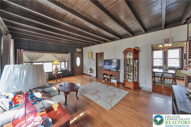 1005 7th Street, Whitehall Twp, PA 18052