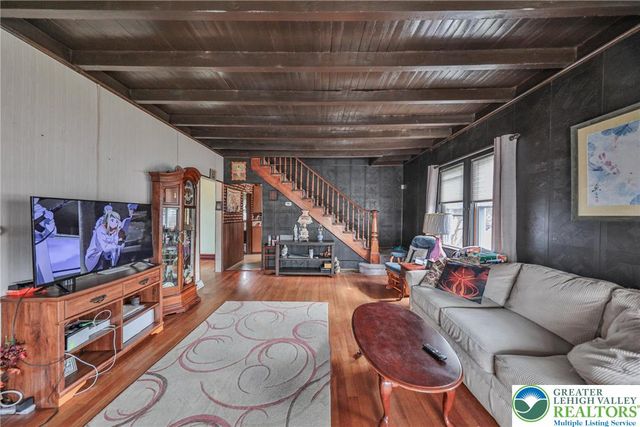 1005 7th Street, Whitehall Twp, PA 18052