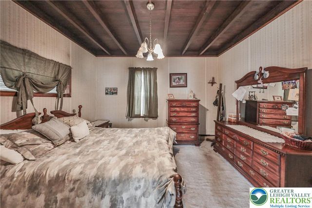 1005 7th Street, Whitehall Twp, PA 18052