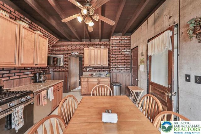 1005 7th Street, Whitehall Twp, PA 18052