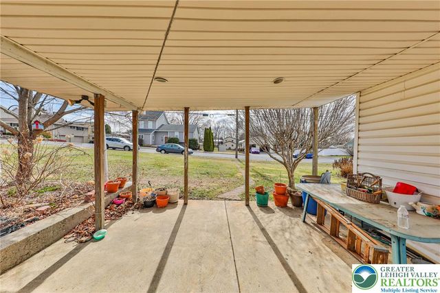 1005 7th Street, Whitehall Twp, PA 18052