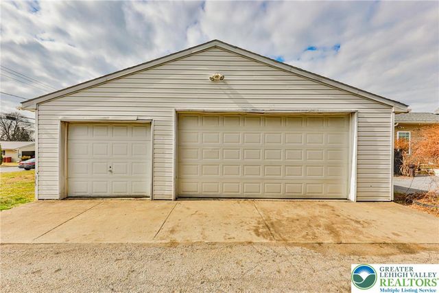 1005 7th Street, Whitehall Twp, PA 18052