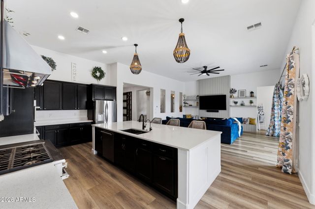 9932 E Rotation Drive, Mesa, AZ 85212