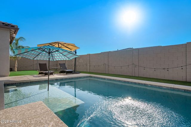 9932 E Rotation Drive, Mesa, AZ 85212