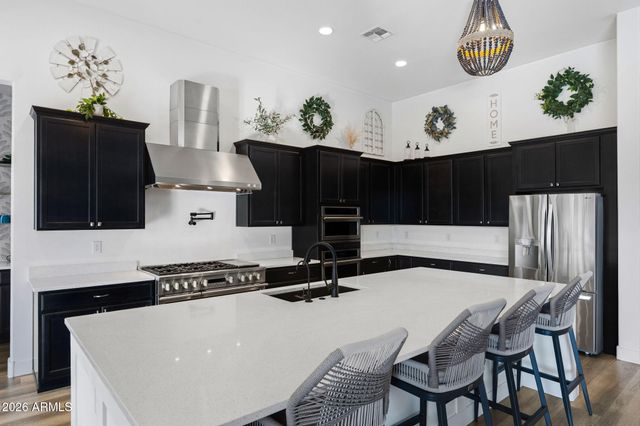 9932 E Rotation Drive, Mesa, AZ 85212