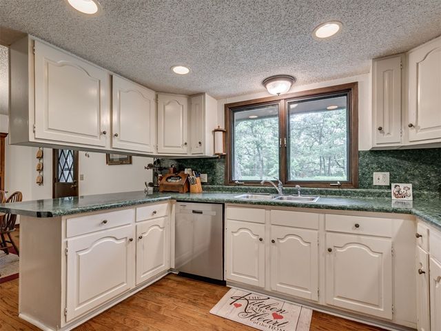 313 Driftwood Drive, Norman, OK 73026