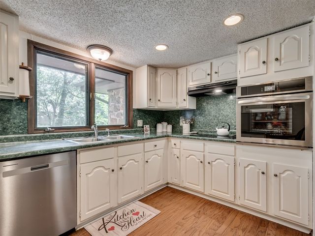 313 Driftwood Drive, Norman, OK 73026