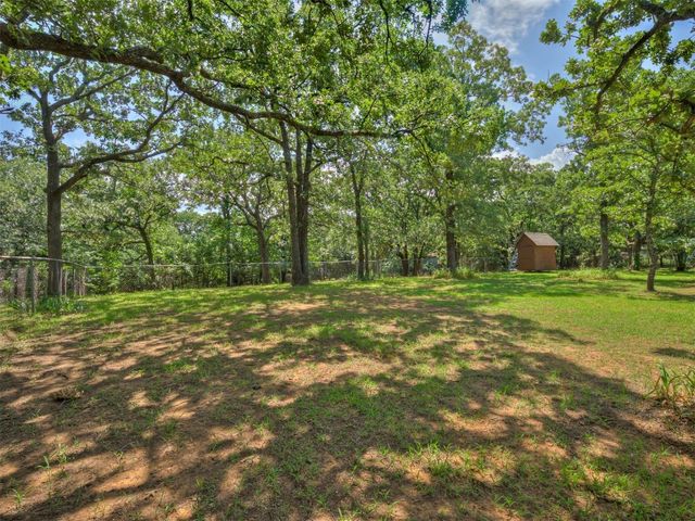 313 Driftwood Drive, Norman, OK 73026