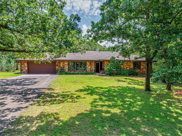 313 Driftwood Drive, Norman, OK 73026