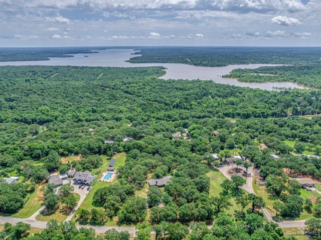 313 Driftwood Drive, Norman, OK 73026