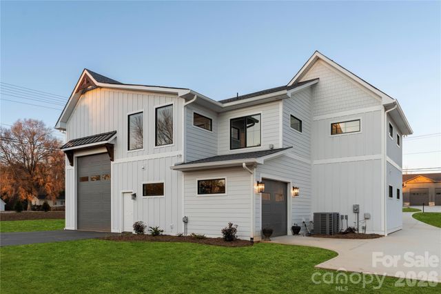 106 Isle Of Pines Road, Mooresville, NC 28117