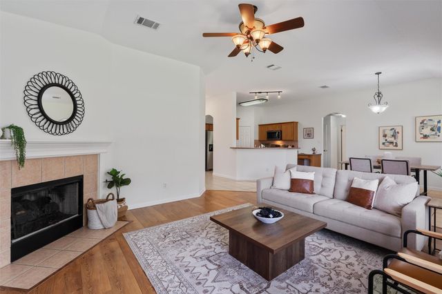 122 Copperwood LOOP, Round Rock, TX 78665