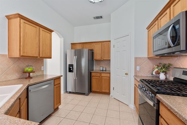 122 Copperwood LOOP, Round Rock, TX 78665