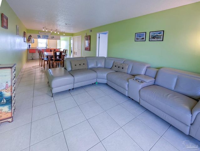 100 Ft Pickens Rd 107, Pensacola Beach, FL 32561