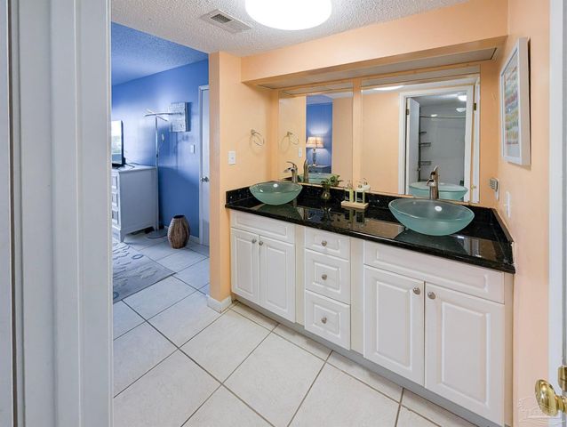 100 Ft Pickens Rd 107, Pensacola Beach, FL 32561