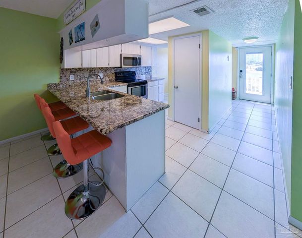 100 Ft Pickens Rd 107, Pensacola Beach, FL 32561