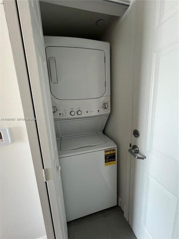 3000 Coral Way 919, Miami, FL 33145