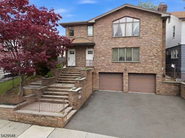 767 Kingsland Ave, Ridgefield Boro, NJ 07657