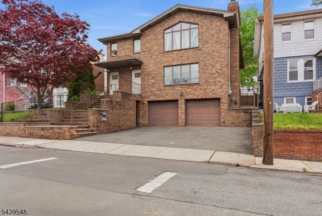 767 Kingsland Ave, Ridgefield Boro, NJ 07657