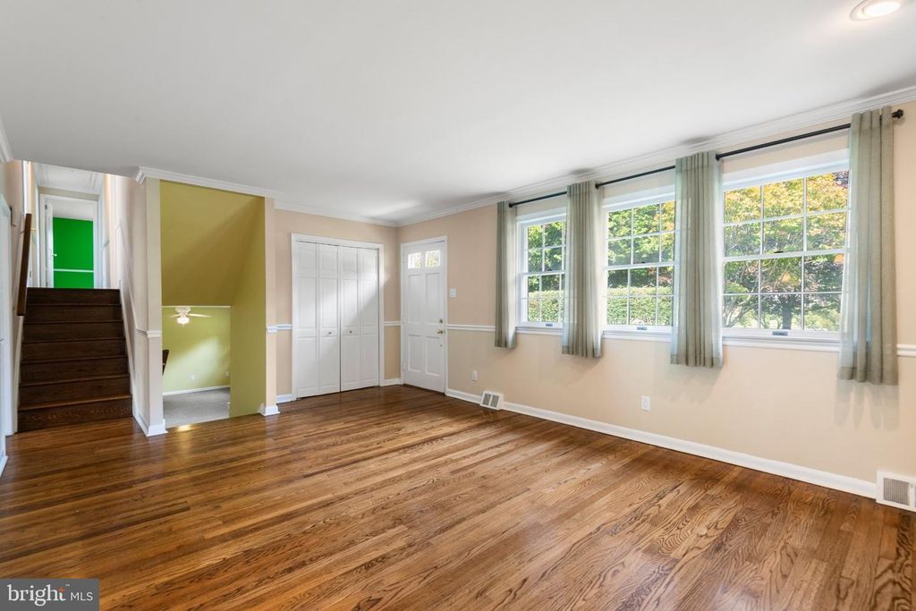 1560 GREENLAWN RD, PAOLI, PA 19301 — photo 3