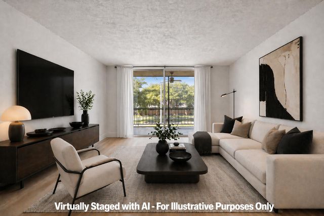 7300 NW 17th Street 305, Plantation, FL 33313