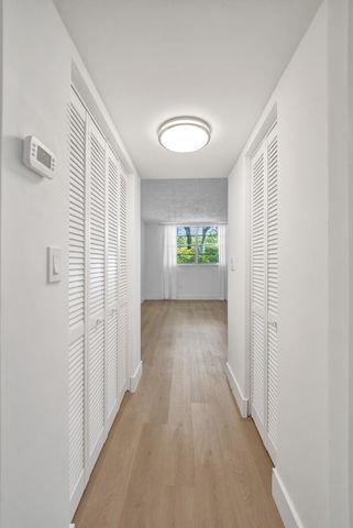 7300 NW 17th Street 305, Plantation, FL 33313