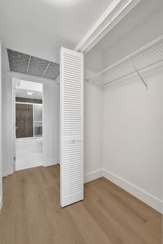 7300 NW 17th Street 305, Plantation, FL 33313